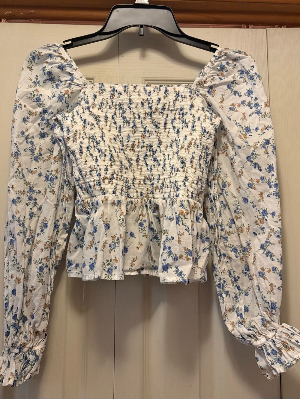 Smocked Square-Neck Floral Peplum Blouse - White & Blue
